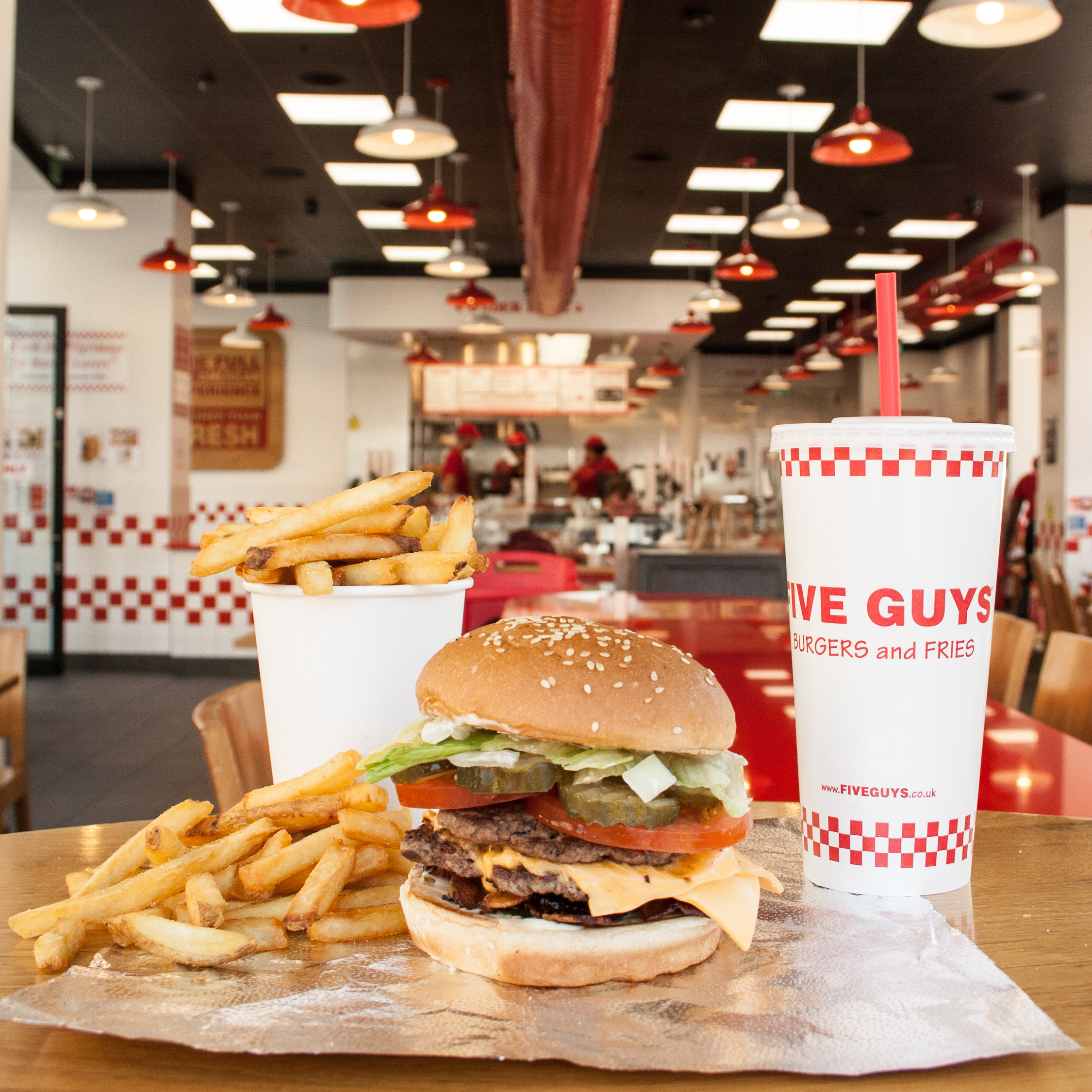 Ashford Designer Outlet Five Guys May19 (C)